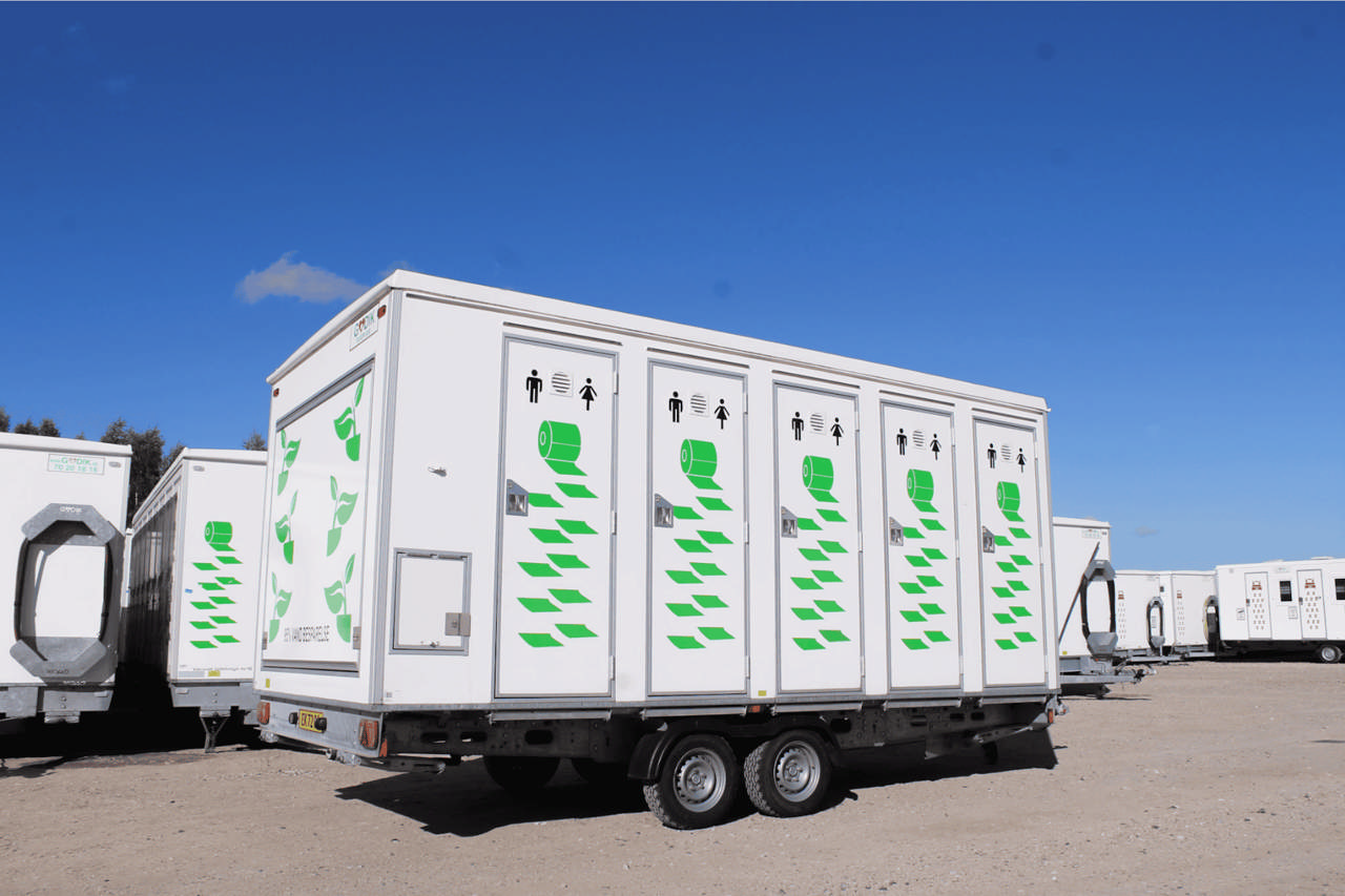 Vacuum toiletvogn med 10 toiletter